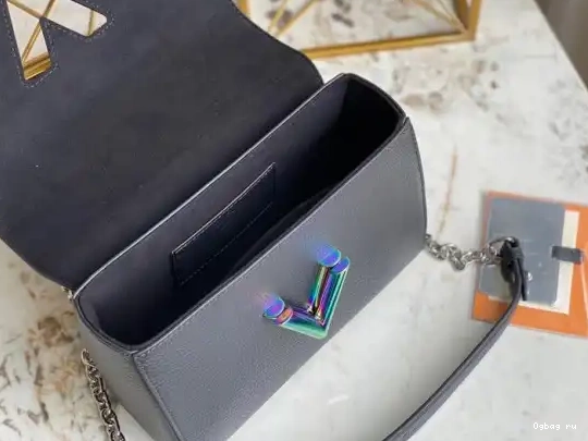 TWIST LOUIS MM VUITTON 0627